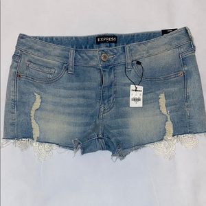 Express Shortie Low Rise Shorts size 6